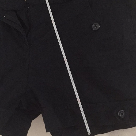 Dress barn shorts cargo style☀️ - Picture 4 of 8